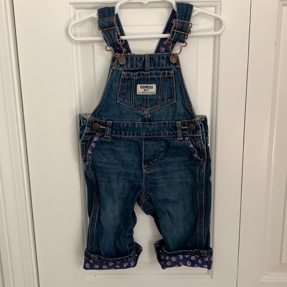 Oshkosh flower overalls 9months